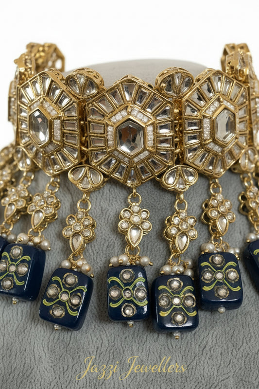 Ananata choker set