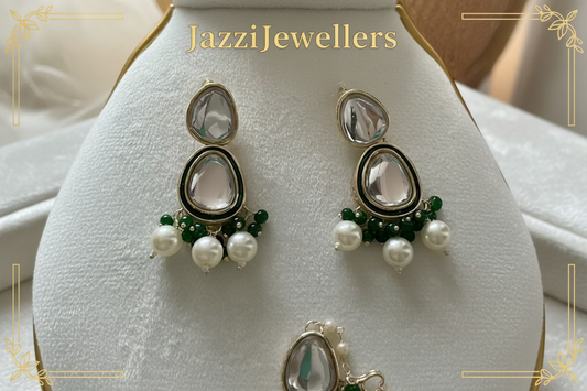 The verdant petal choker set