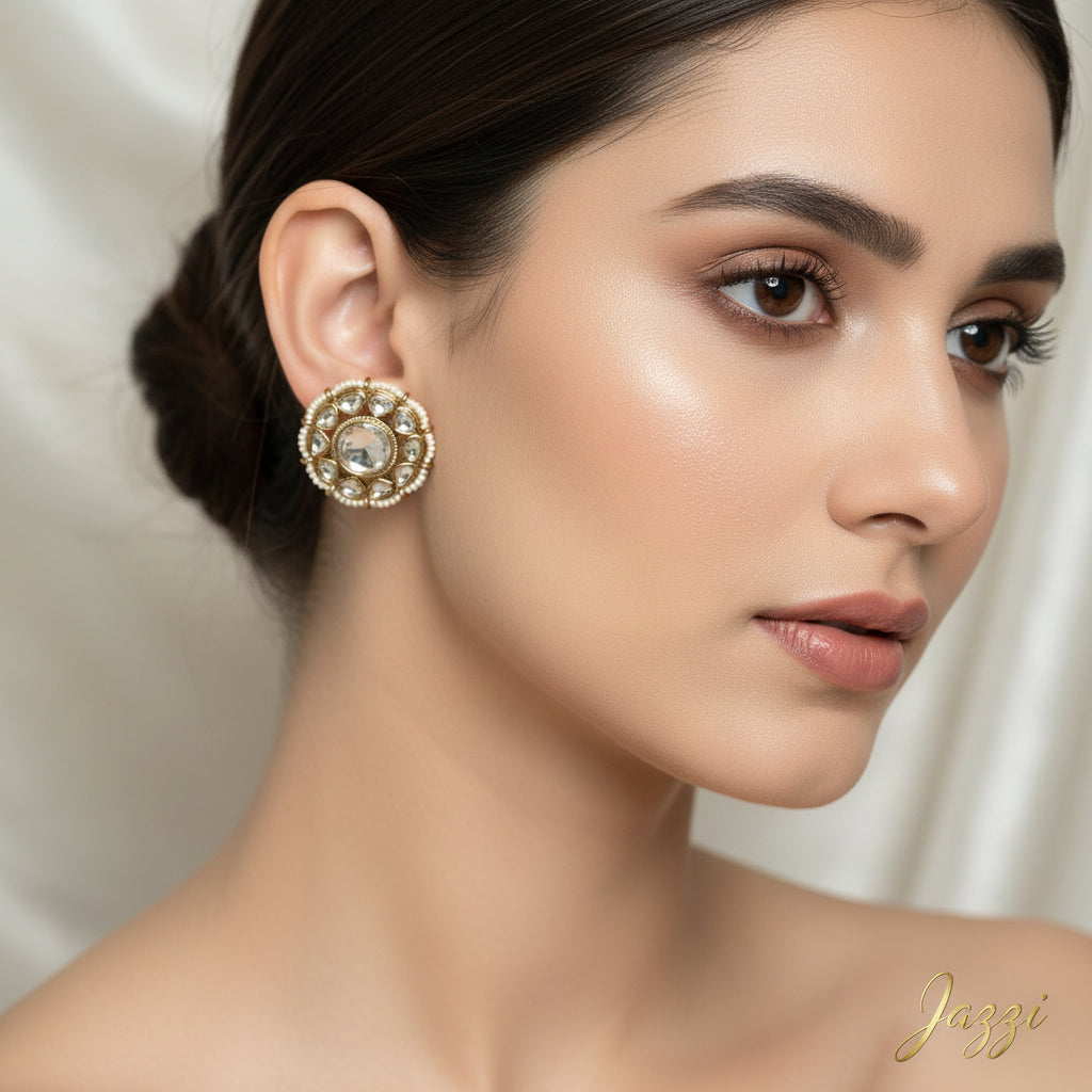 Luna studs