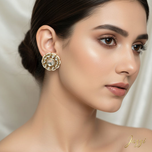 Luna studs
