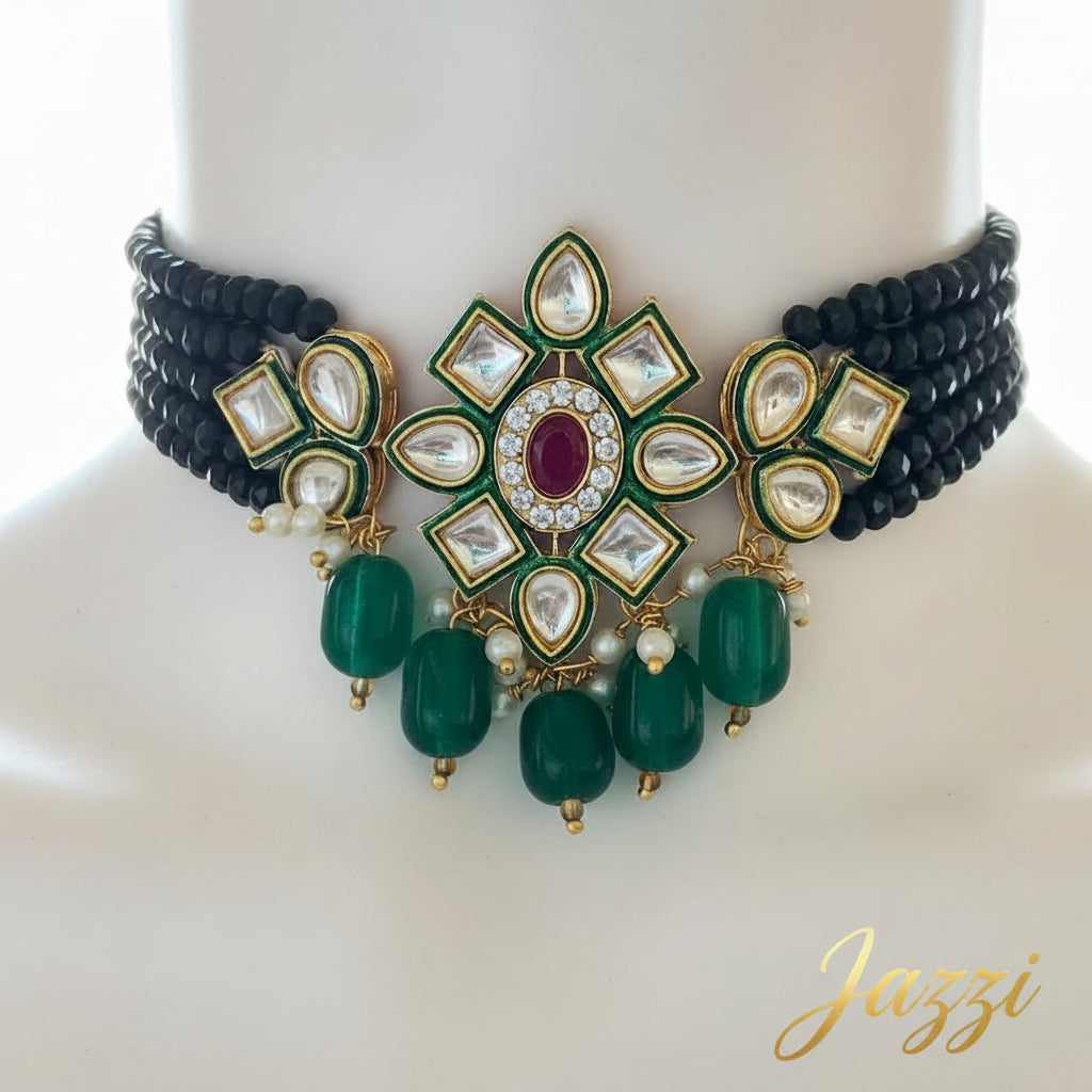 Emerald Kundan Choker