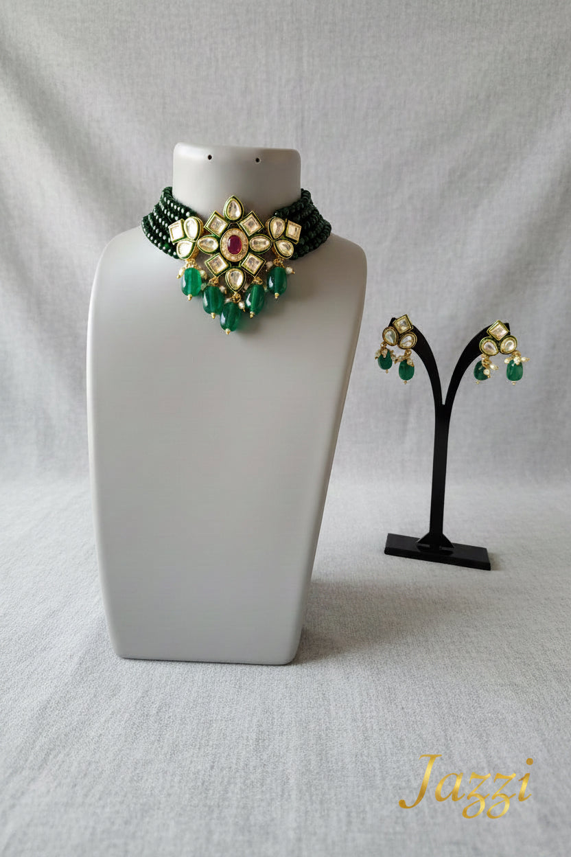 Emerald Kundan Choker