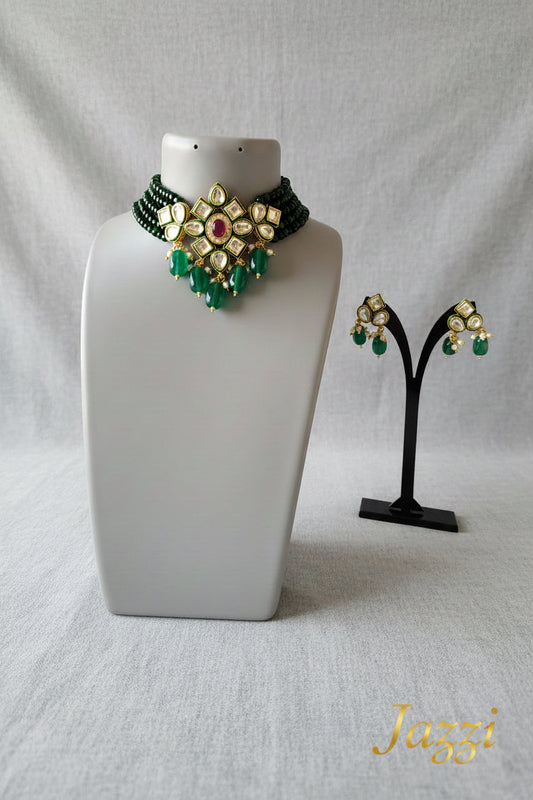 Emerald Kundan Choker