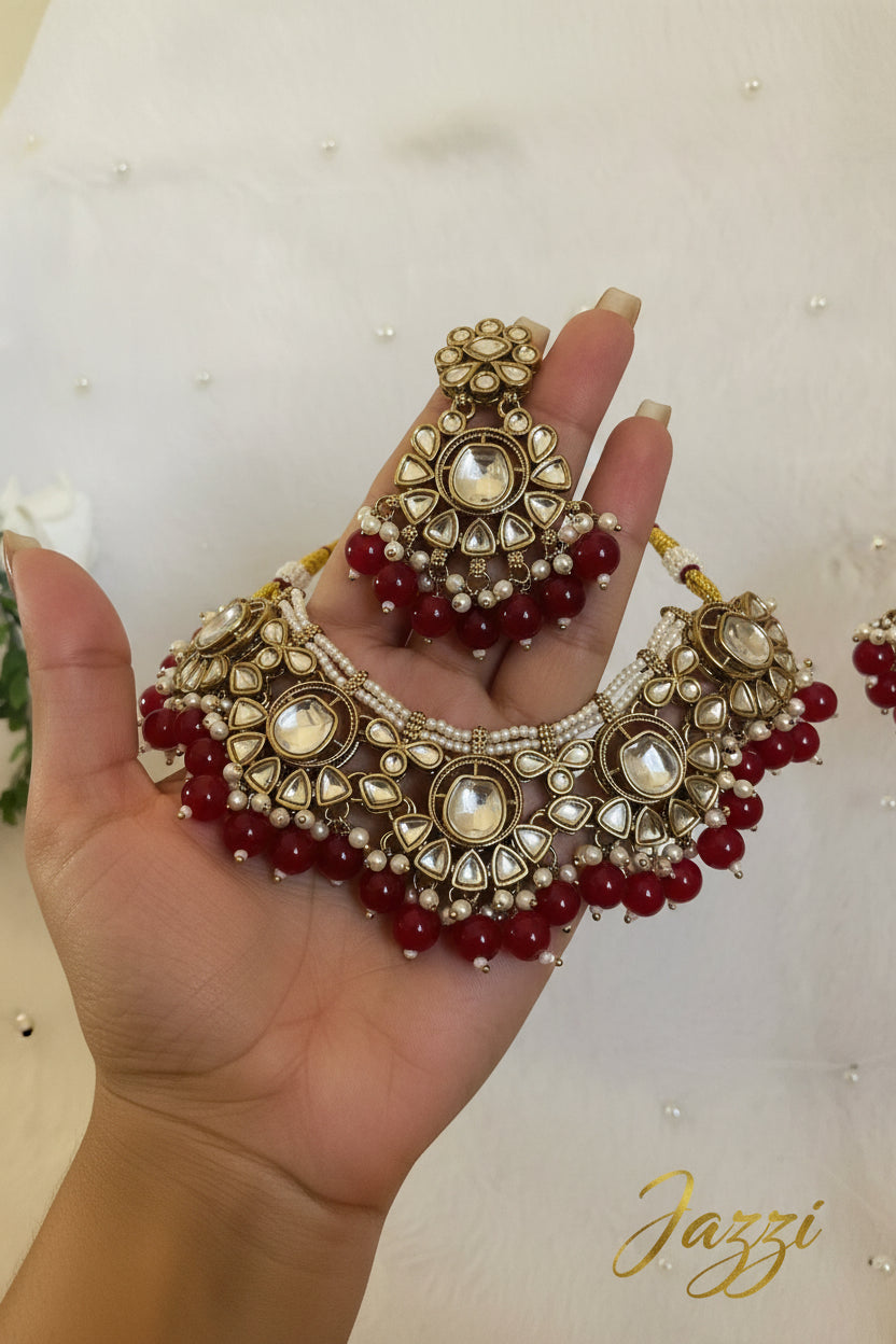 Aavya Set