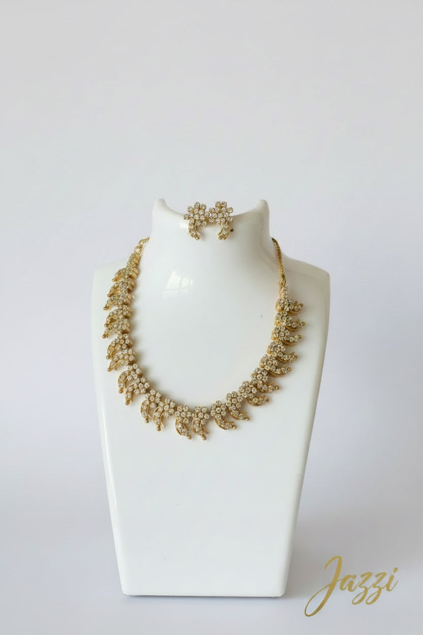Ethereal Blossom AD Necklace Set