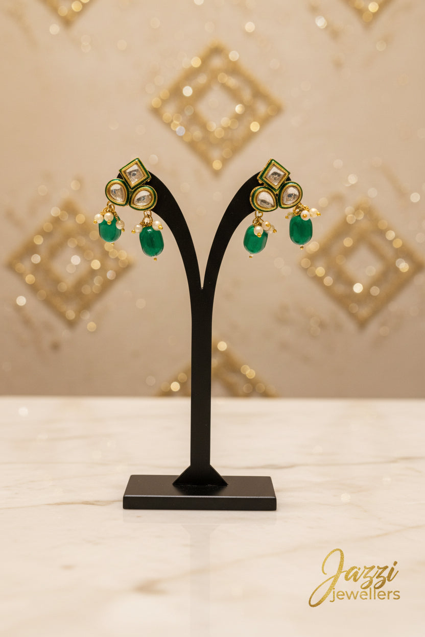 Emerald Kundan Choker