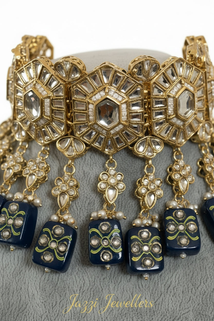 Ananata choker set