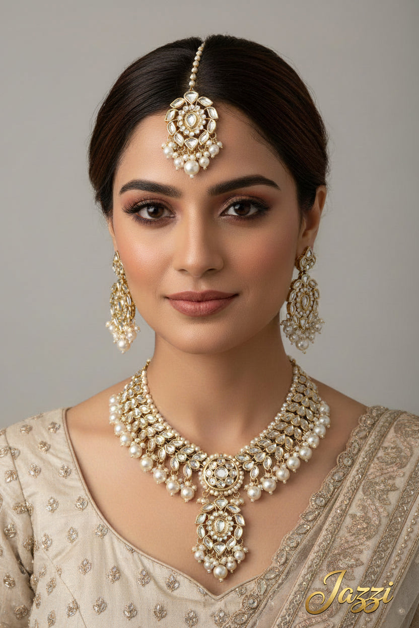 The "Moonlit Noor" set