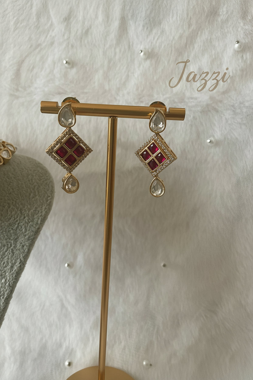 The Vaani Kundan Droplet Set
