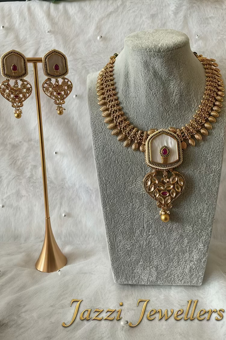Imperial Mother-of-Pearl Heritage Set