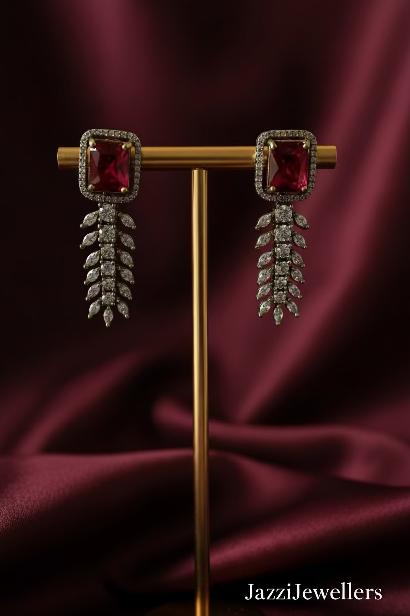 Scarlet Laurel Statement Set