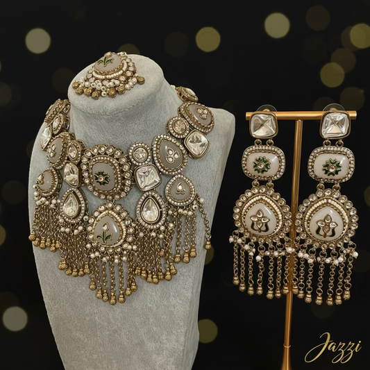 The Sultana Vintage Polki Set